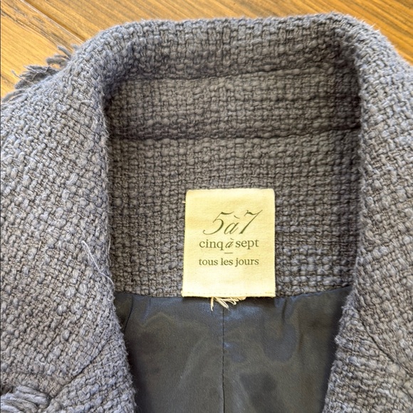 Cinq à Sept Blue Textured Blazer - Picture 6 of 10